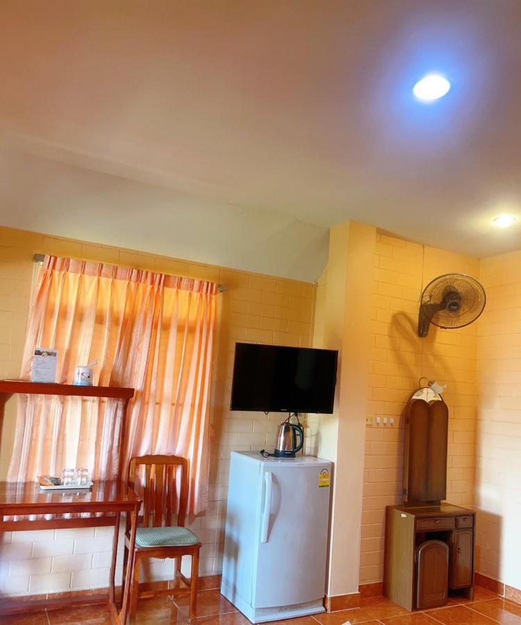 Bunraksa Resort Kamphaeng Phet Exterior foto